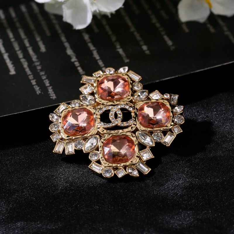 Chanel Brooch 04yxs387 (4)