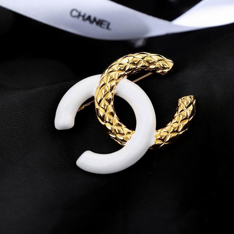 Chanel Brooch 04yxs389 (2)