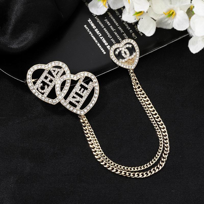 Chanel Brooch 04yxs390 (1)