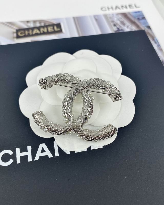 Chanel Brooch 04yxs392 (4)