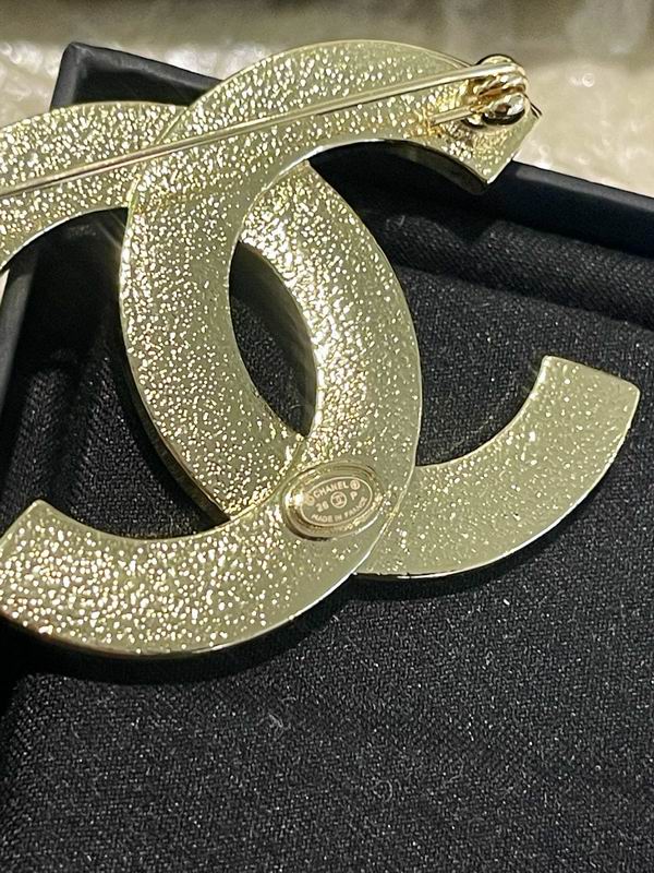 Chanel Brooch 04yxs49 (6)
