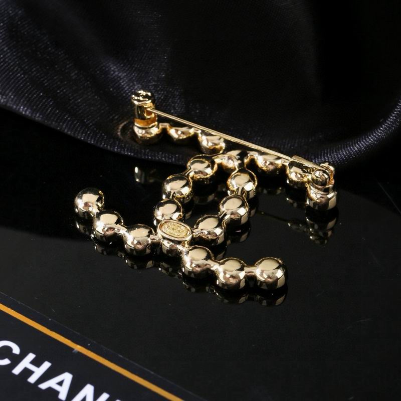 Chanel Brooch 04yxs51 (7)