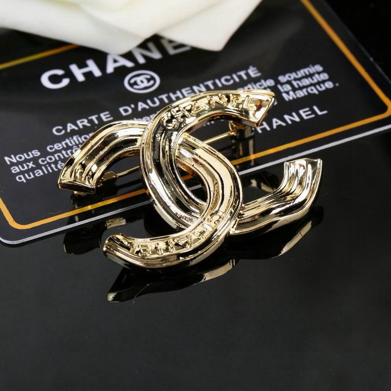 Chanel Brooch 04yxs53 (3)