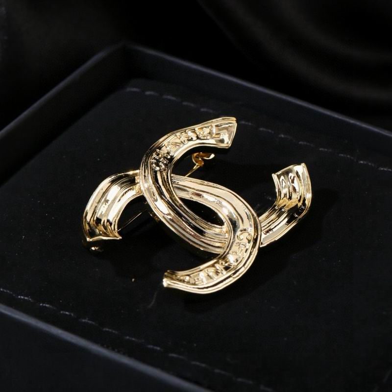 Chanel Brooch 04yxs53 (5)