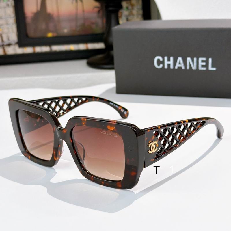 Chanel CH5567 54 21-131 a05