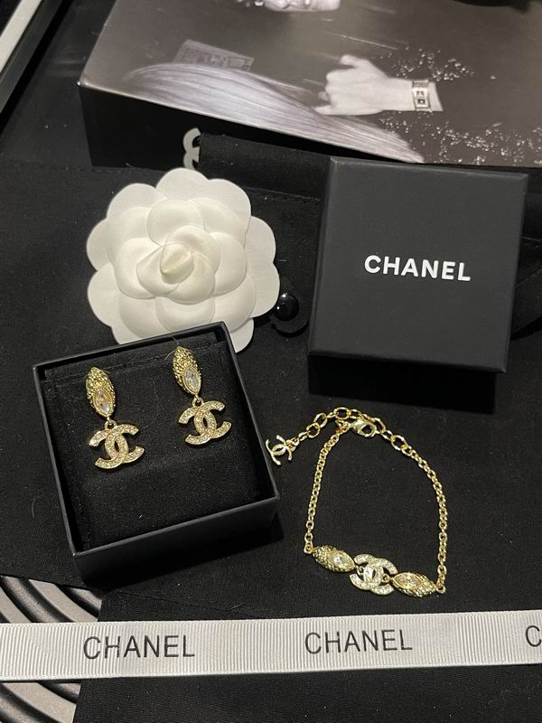 Chanel Earring 02yxs159 (6)