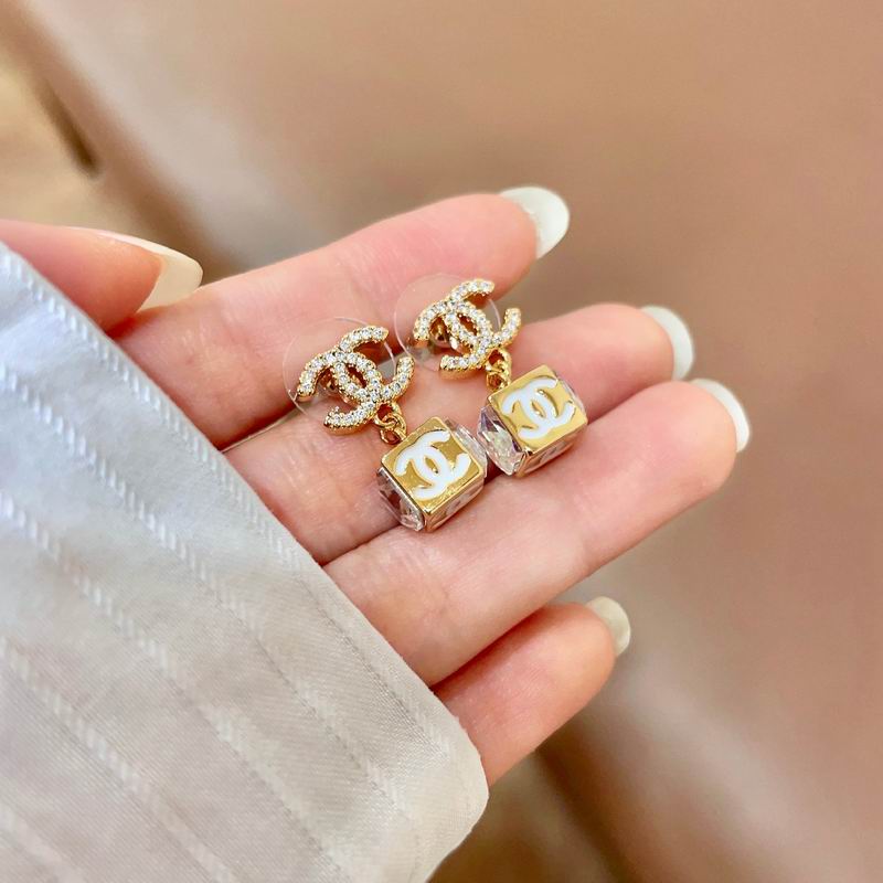 Chanel Earring 02yxs88 (1)