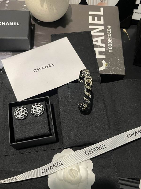 Chanel Earring 03yxs386 (14)