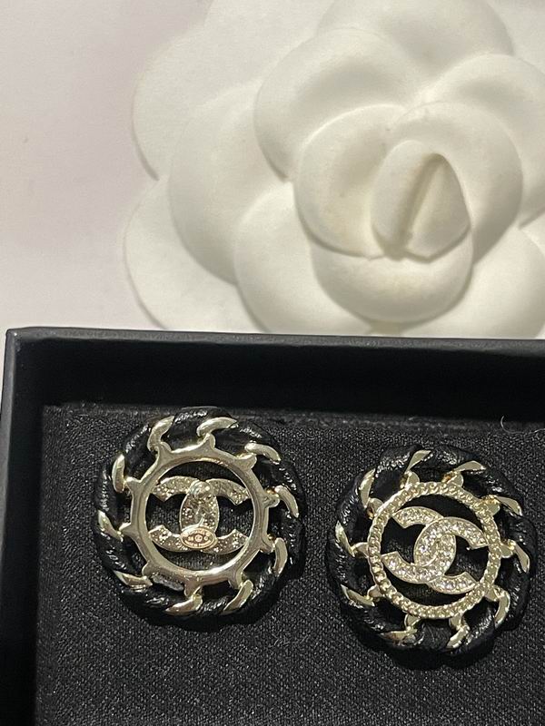 Chanel Earring 03yxs386 (6)