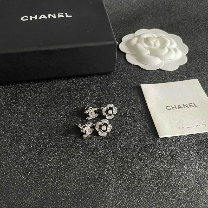 Chanel Earring 03yxs400 (8)