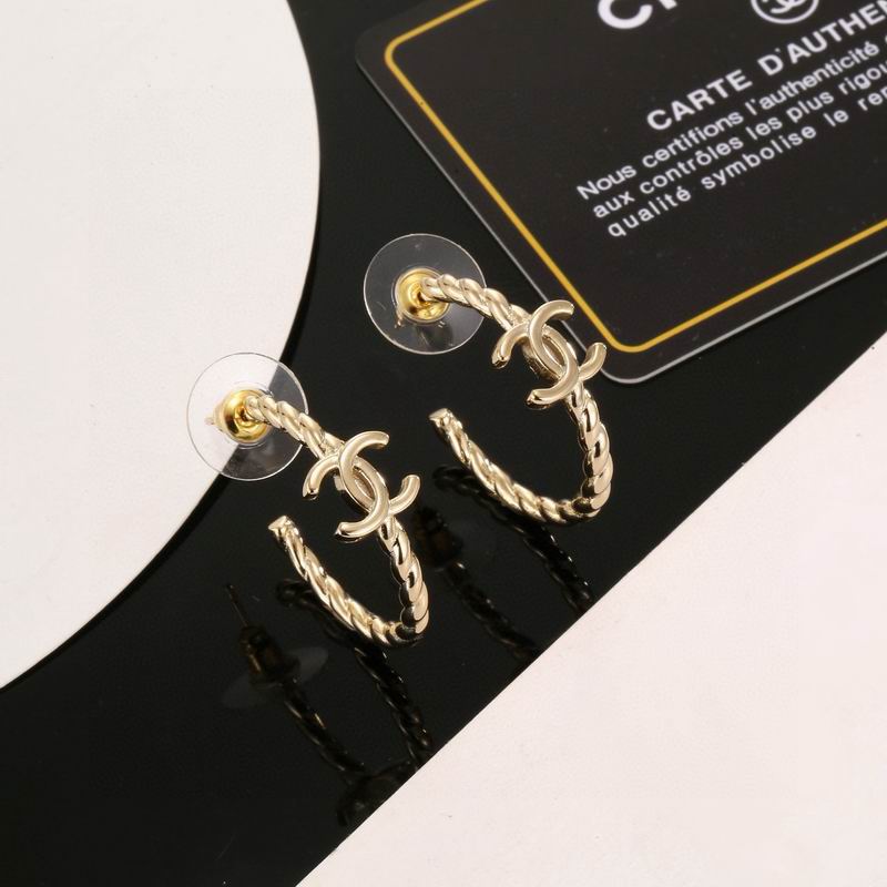 Chanel Earring 03yxs408 (6)