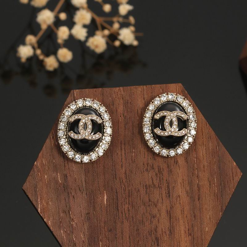 Chanel Earring 03yxs410 (6)