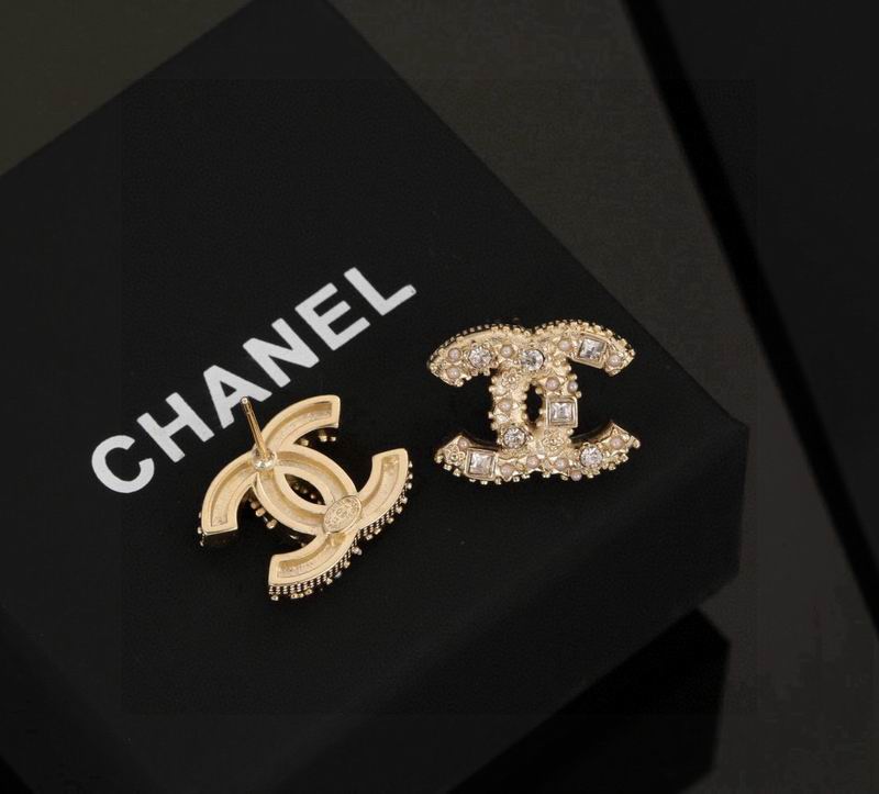 Chanel Earring 03yxs411 (6)