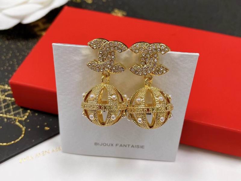 Chanel Earring 03yxs434 (7)