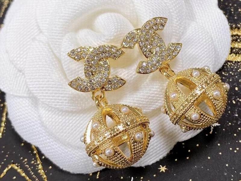Chanel Earring 03yxs434 (8)