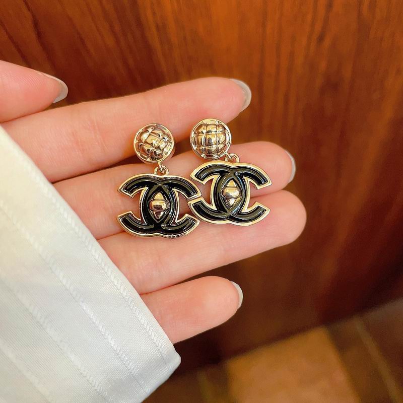 Chanel Earring 03yxs441 (7)