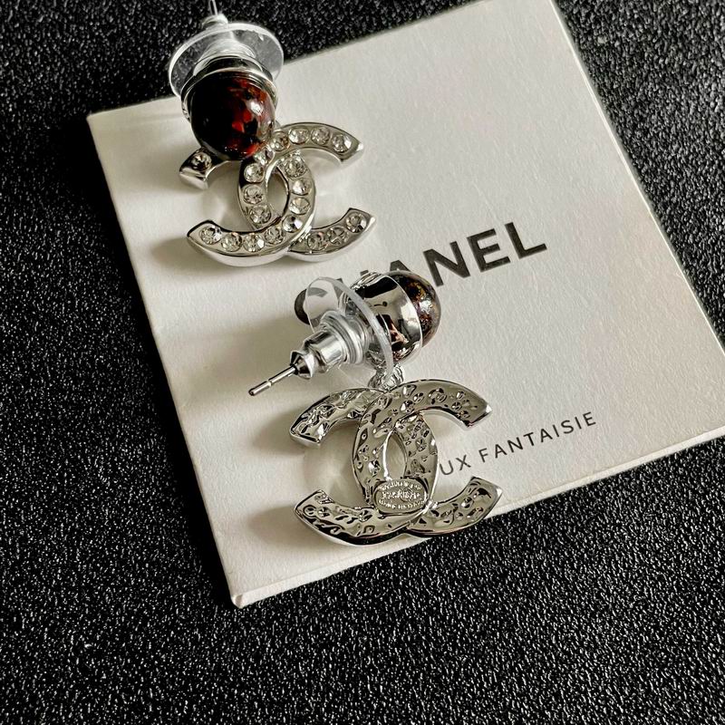 Chanel Earring 03yxs443 (9)