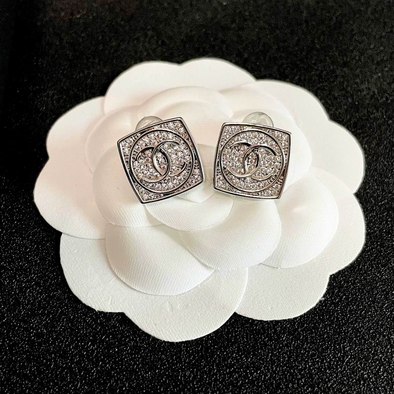 Chanel Earring 03yxs446 (4)
