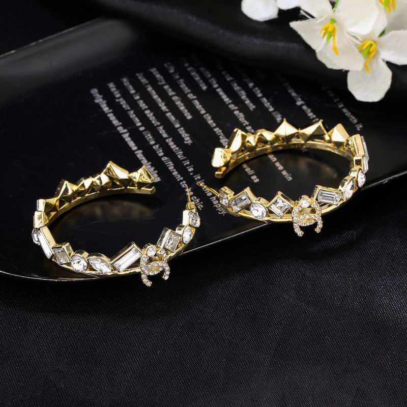 Chanel Earring 03yxs451 (7)