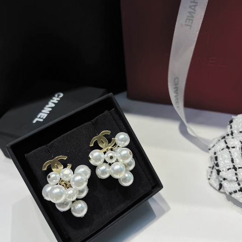Chanel Earring 03yxs575 (5)