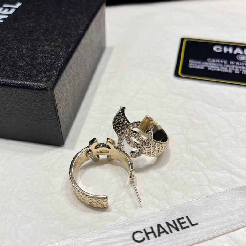 Chanel Earring 03yxs587 (4)