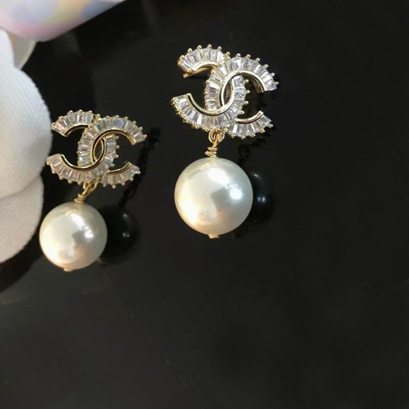 Chanel Earring 03yxs590 (8)