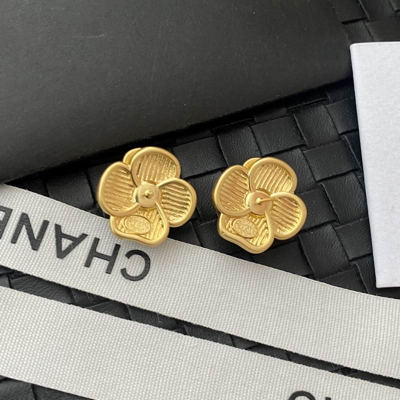 Chanel Earring 03yxs594 (6)