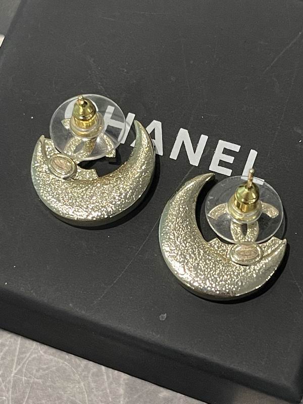 Chanel Earring 03yxs598 (8)
