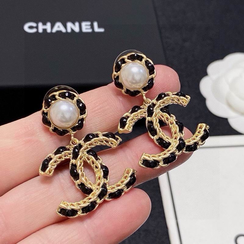 Chanel Earring 03yxs683 (6)