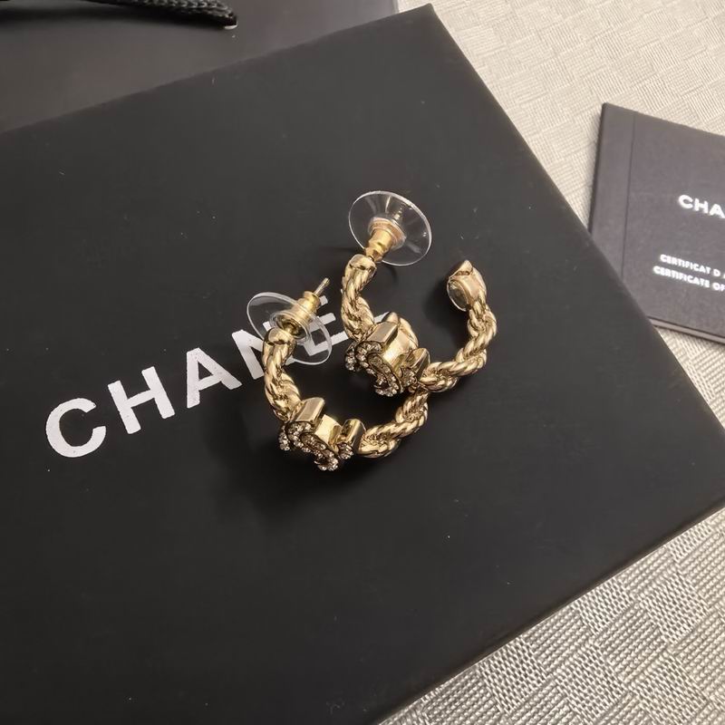 Chanel Earring 03yxs684 (6)