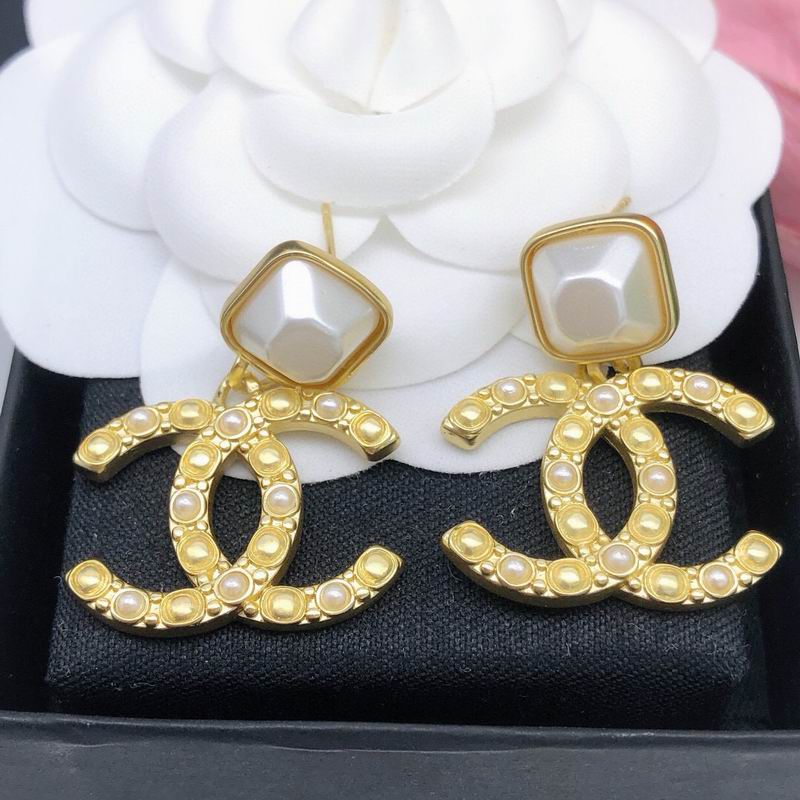 Chanel Earring 03yxs686 (6)