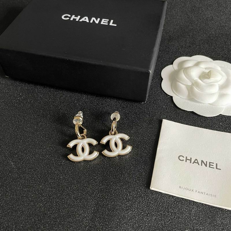 Chanel Earring 03yxs688 (5)
