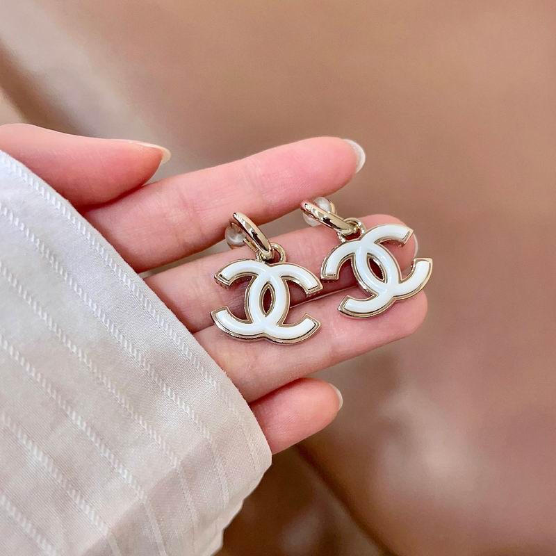 Chanel Earring 03yxs688 (6)