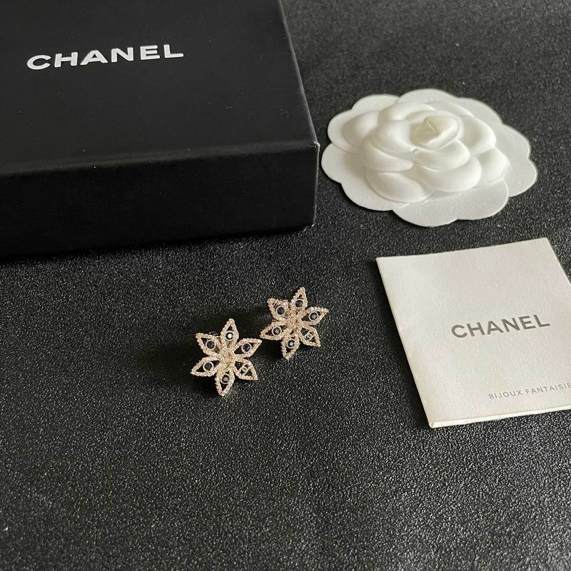 Chanel Earring 03yxs690 (8)