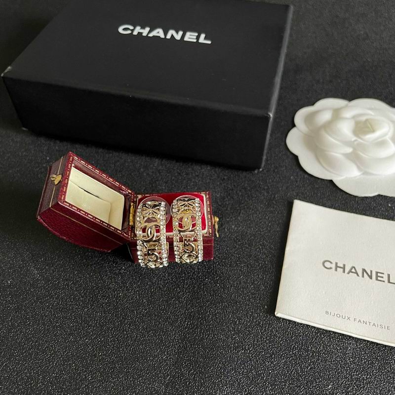 Chanel Earring 03yxs694 (1)