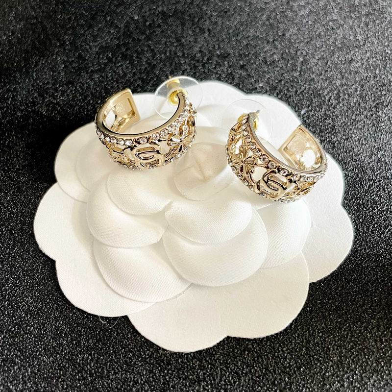 Chanel Earring 03yxs694 (6)