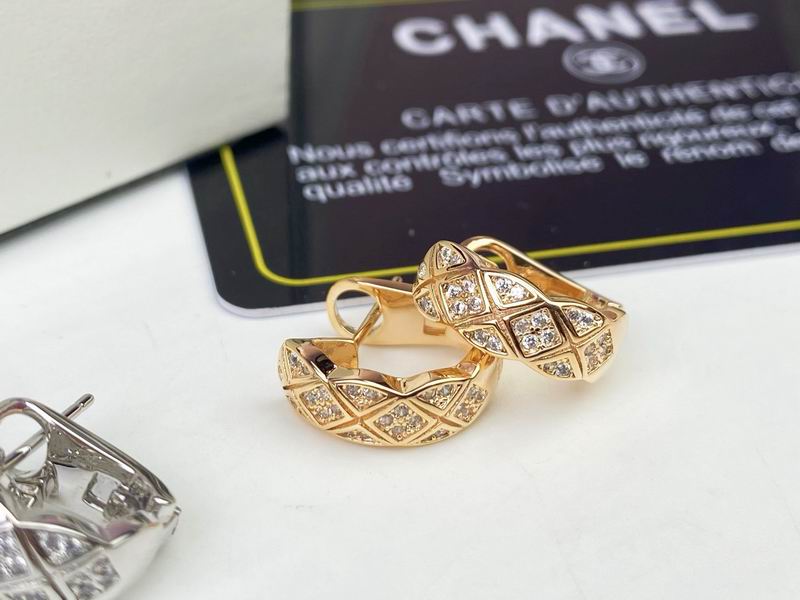 Chanel Earring 03yxs697 (7)