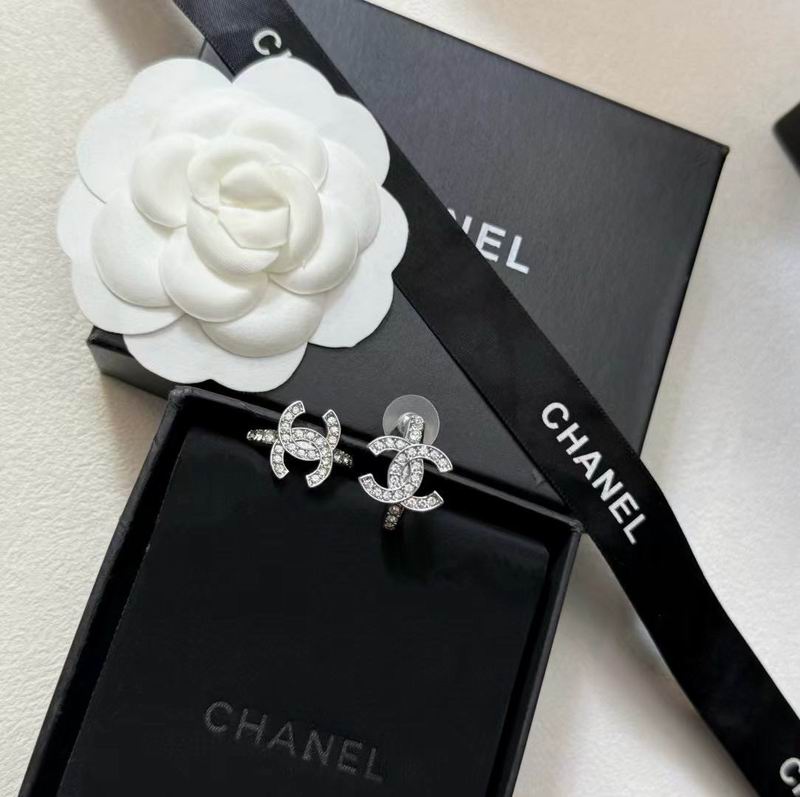 Chanel Earring 03yxs700 (4)
