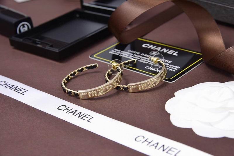 Chanel Earring 03yxs702 (3)