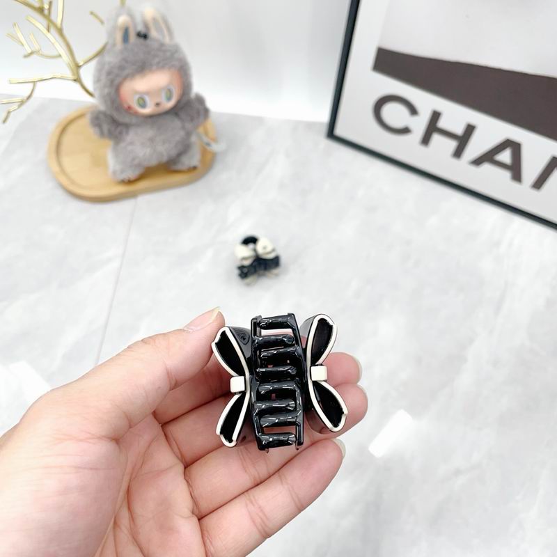 Chanel Hair Grab Clip dx (17)