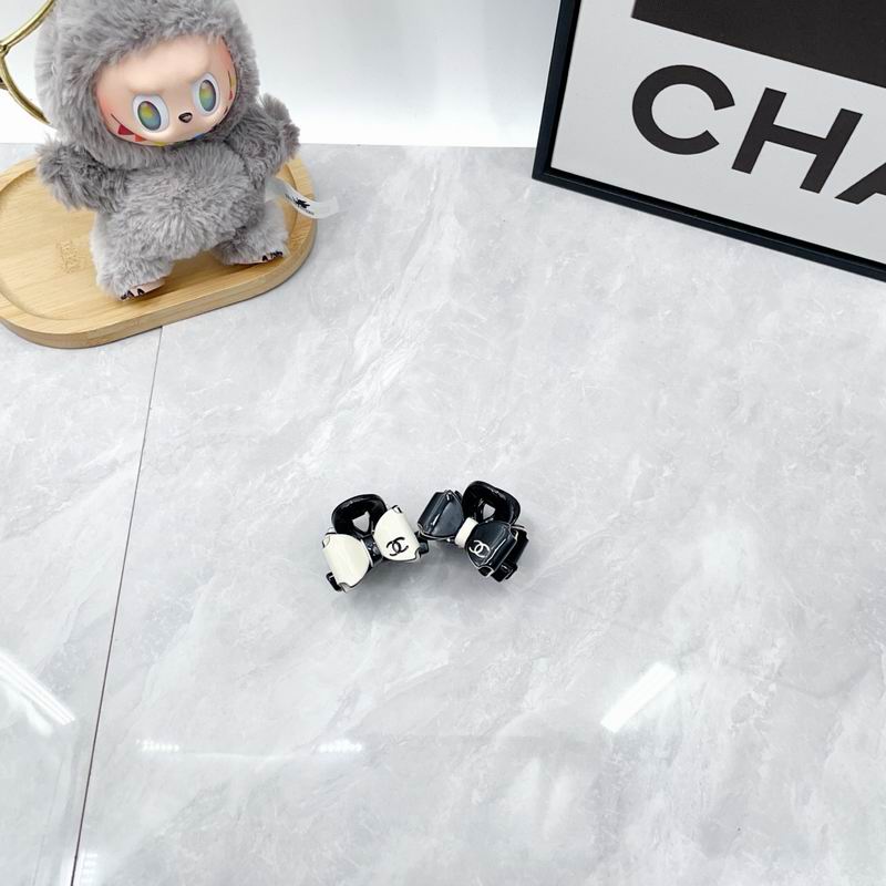 Chanel Hair Grab Clip dx (23)
