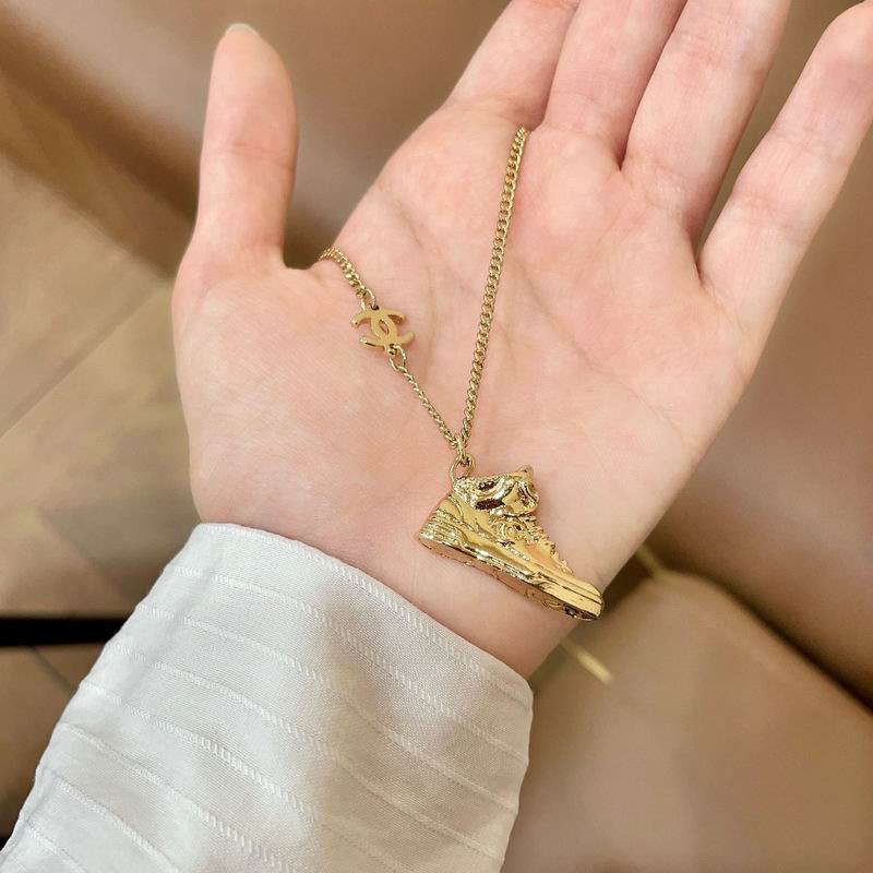 Chanel Necklace 03yxs102 (6)