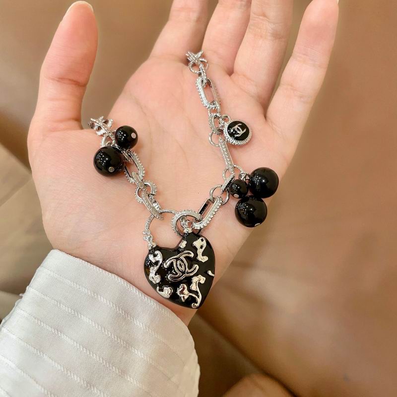 Chanel Necklace 03yxs116 (6)