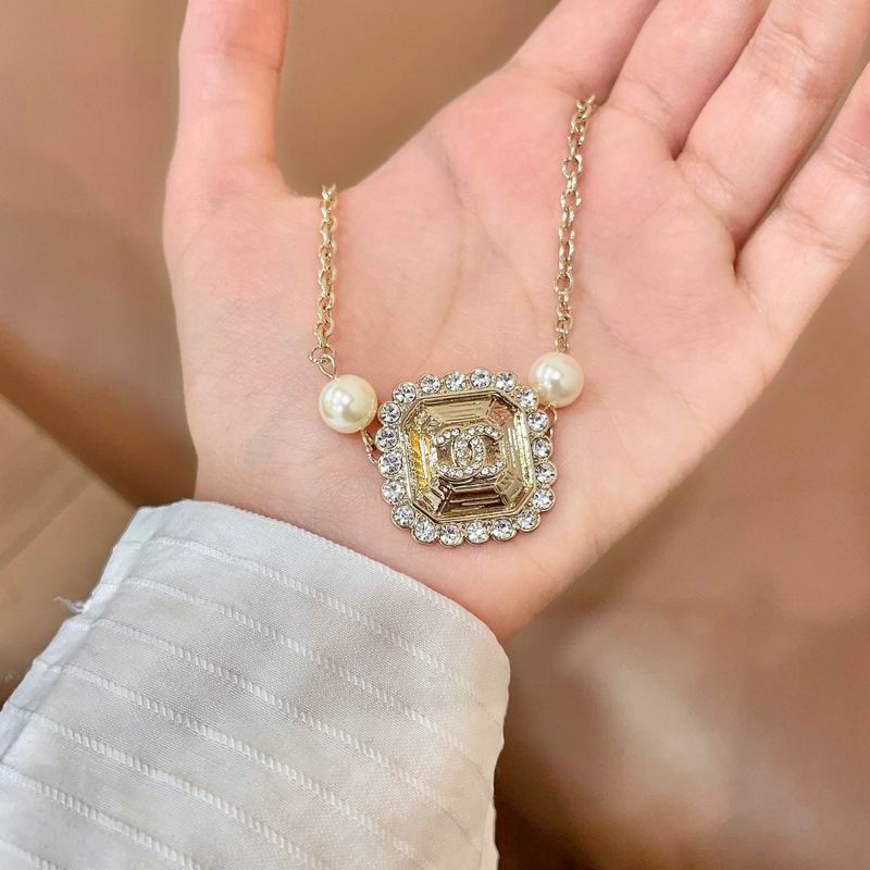 Chanel Necklace 03yxs130 (6)