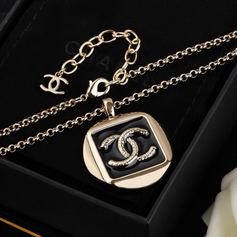 Chanel Necklace 03yxs135 (5)