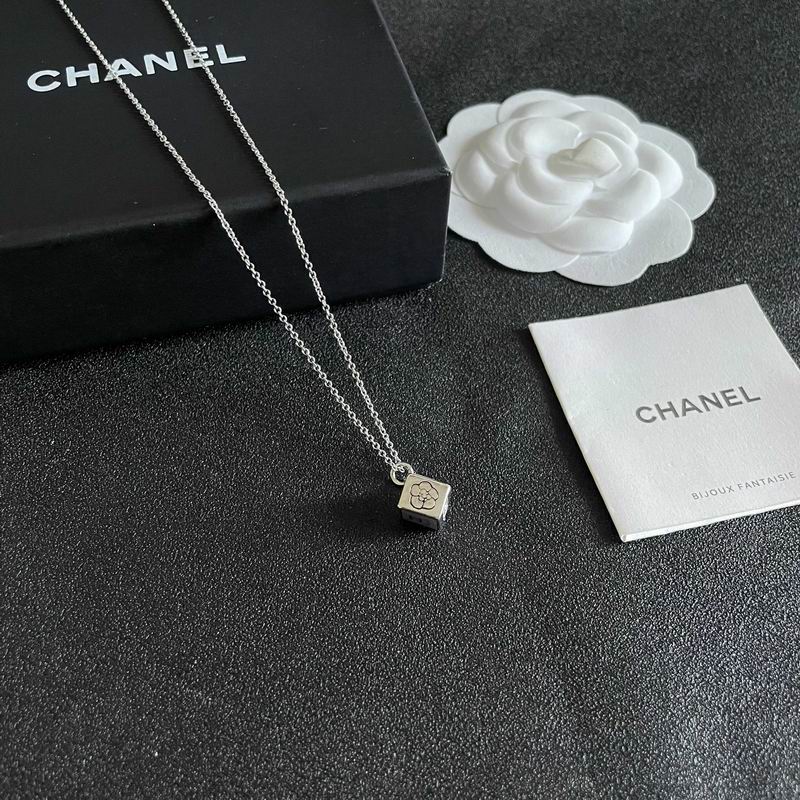 Chanel Necklace 03yxs237 (1)