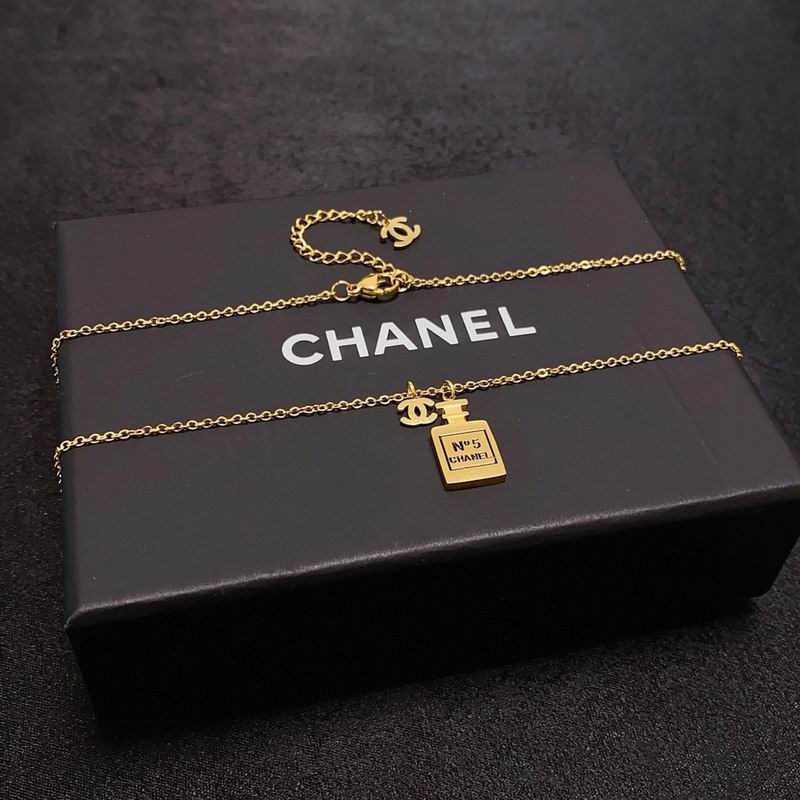 Chanel Necklace 03yxs247 (2)