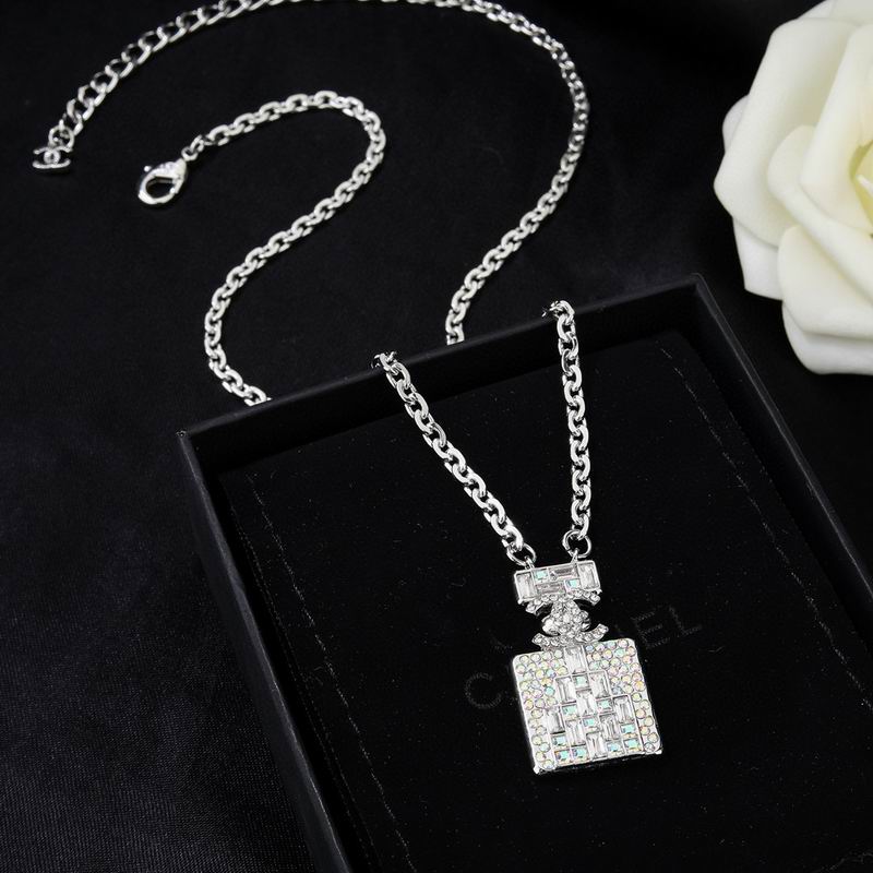 Chanel Necklace 03yxs262 (2)