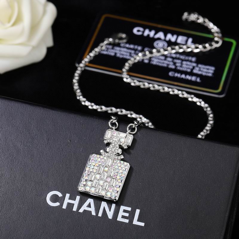 Chanel Necklace 03yxs262 (3)
