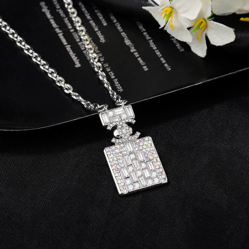 Chanel Necklace 03yxs262 (5)